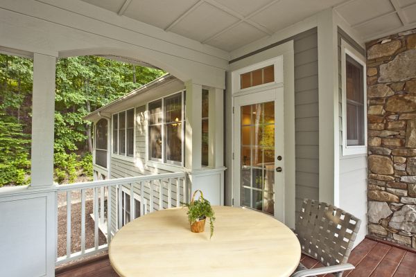 Cost of Covered Porch Installation in Kirkland